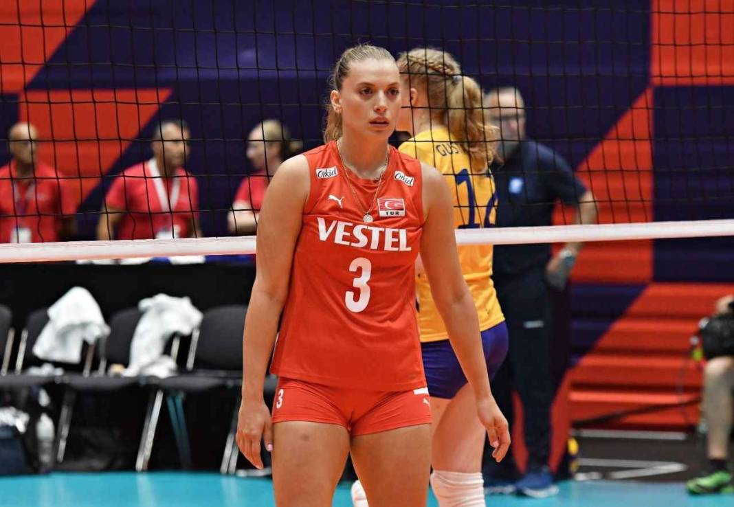 Eda Erdem'in yerine Cansu Özbay 5